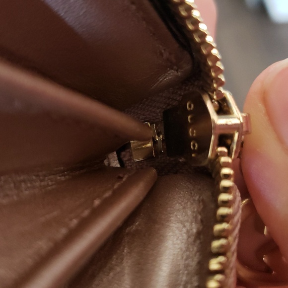 Authentic Gucci Wallet - Picture 6 of 8